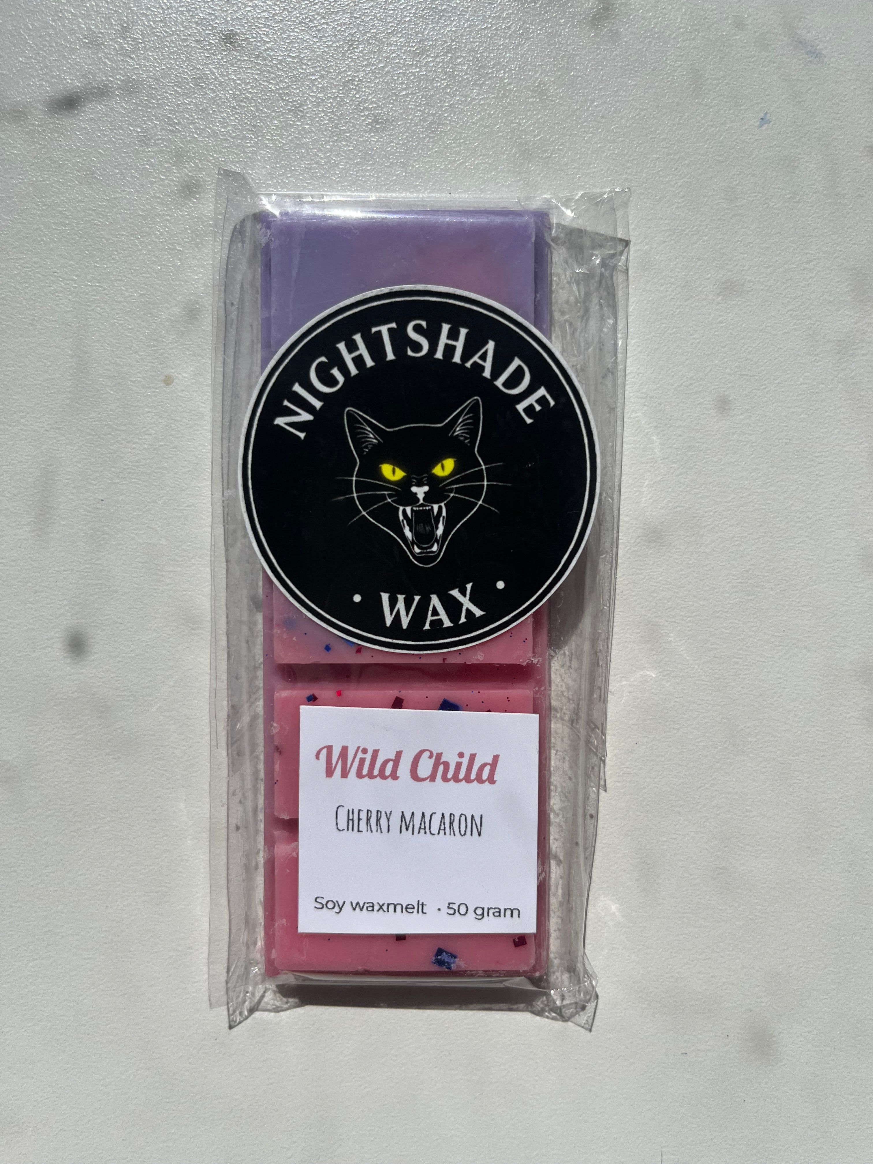 🍒 Wild Child (cherry macaron)